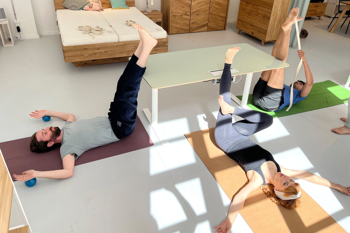 Ergonomisches Arbeiten: Rückenübungen fürs Büro